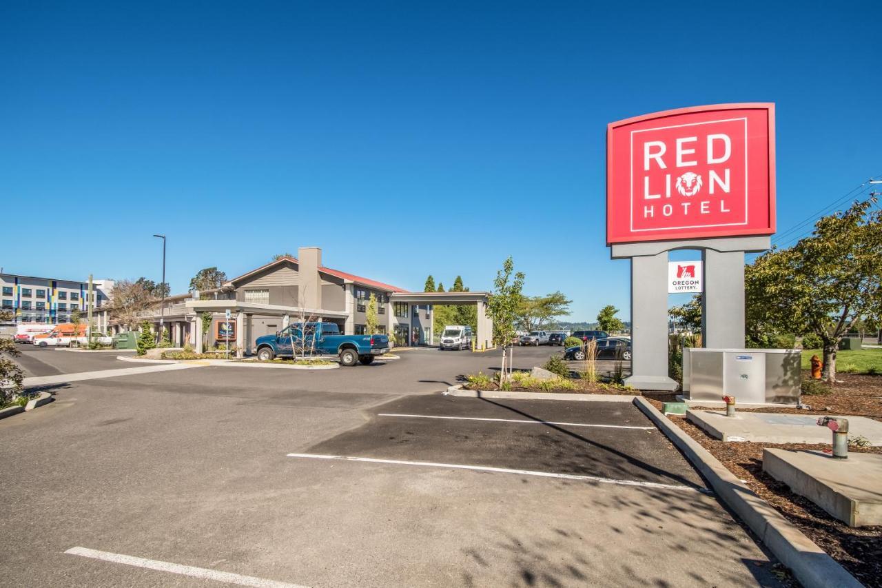 Red Lion Hotel Portland Airport Екстер'єр фото